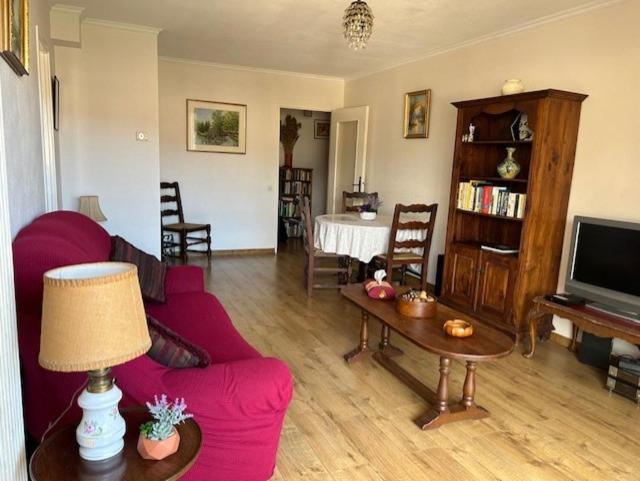 Spacious In For Art Lovers Appartement